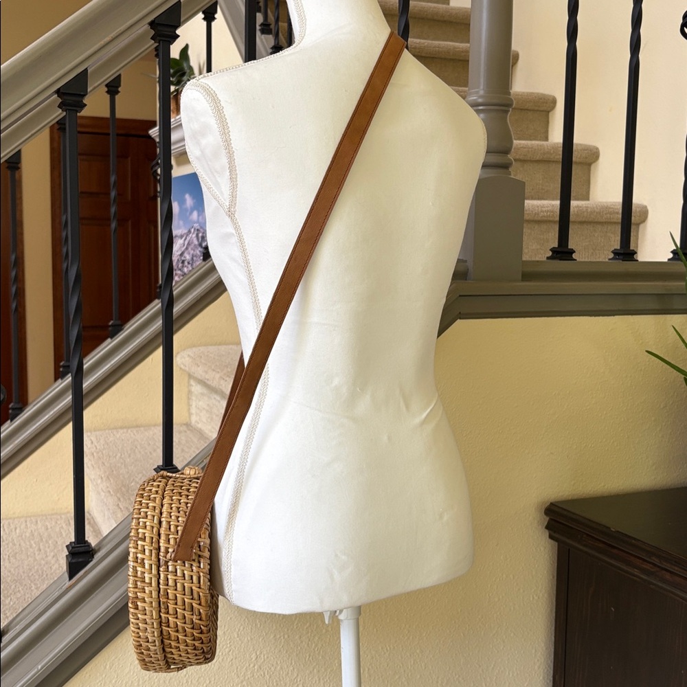 Forever 21 Rattan Circular Handbag - Picture 2 of 15